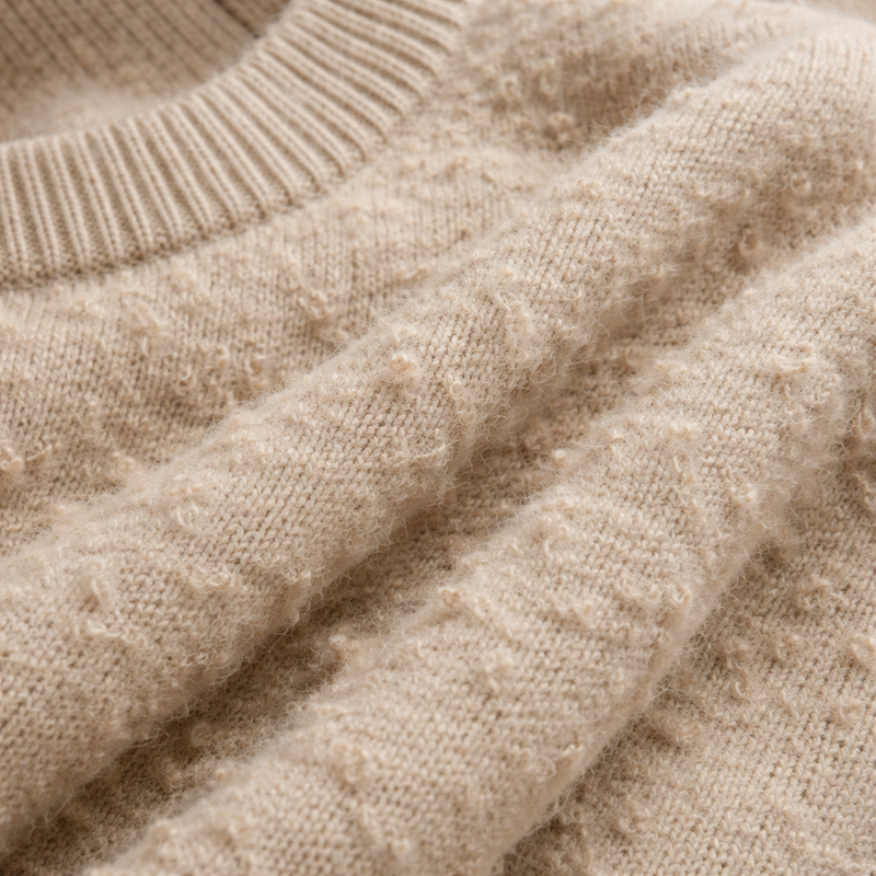 Place the shaver on the fabric